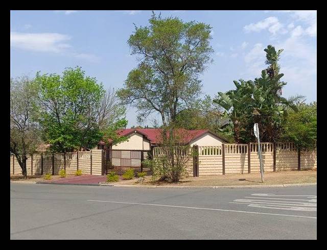 3 BEDROOM HOUSE FOR SALE IN NORKEM PARK